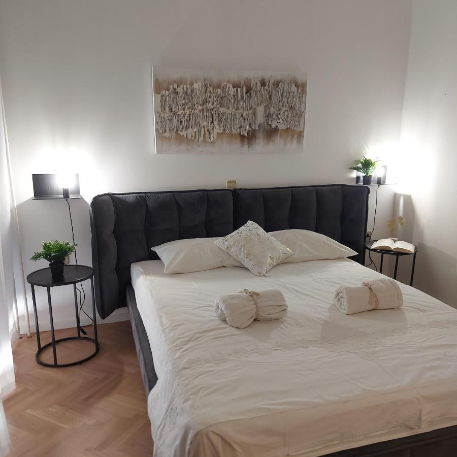 Apartments Fugosic Punat Esterno foto