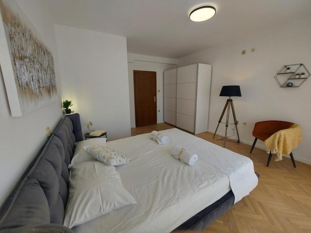 Apartments Fugosic Punat Esterno foto